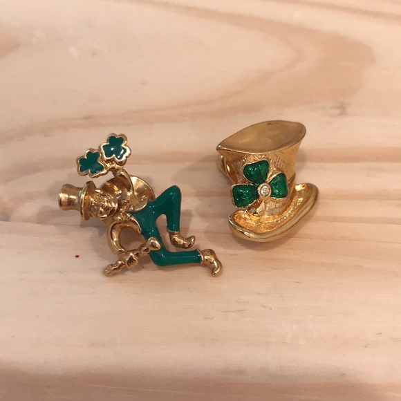 Set of two Avon St. Patrick’s Pins - Picture 2 of 6
